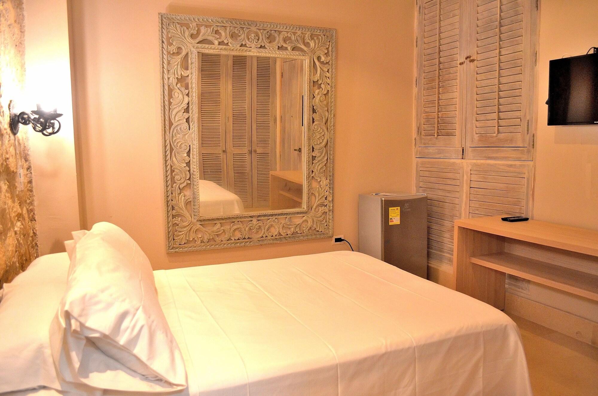 Hotel Puertas De Cartagena Exterior foto