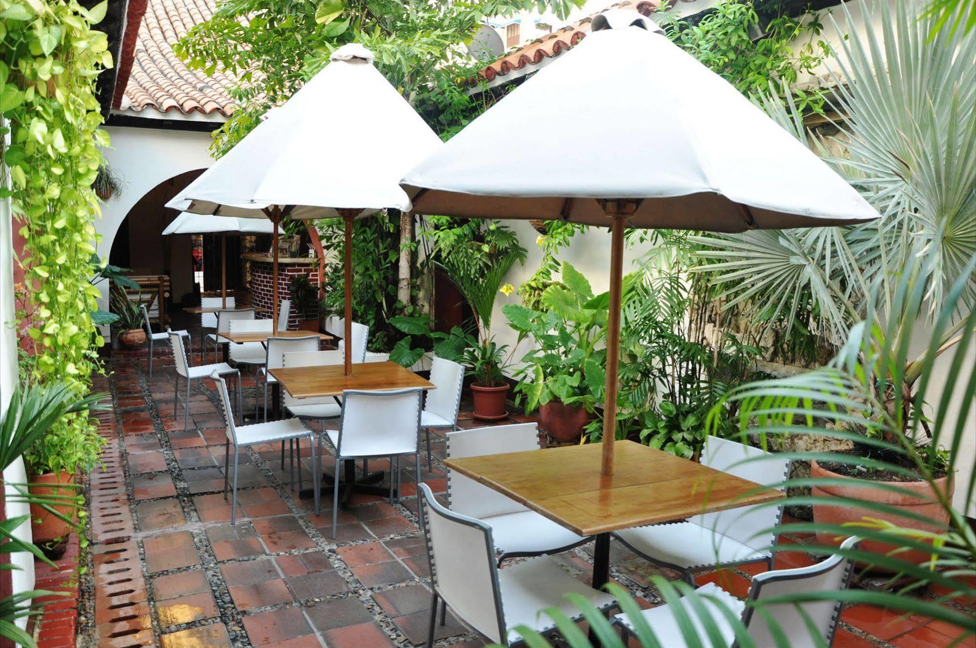 Hotel Puertas De Cartagena Exterior foto
